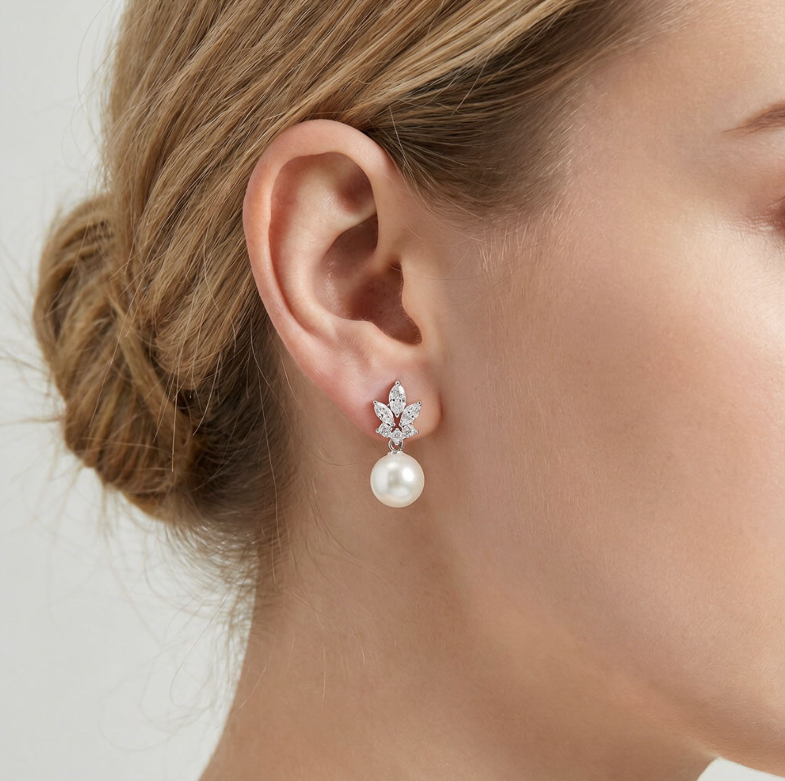 Leaf Marquise Zircon & Pearl Dangle Earrings