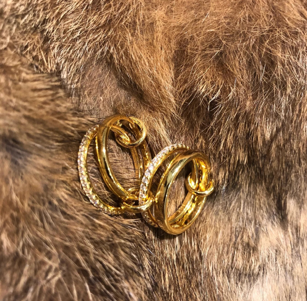 Linked Circle Ring Set – Elegant